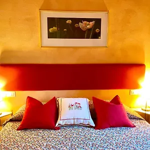 Bed & Breakfast Dolce Vita In Tuscany, Capannori